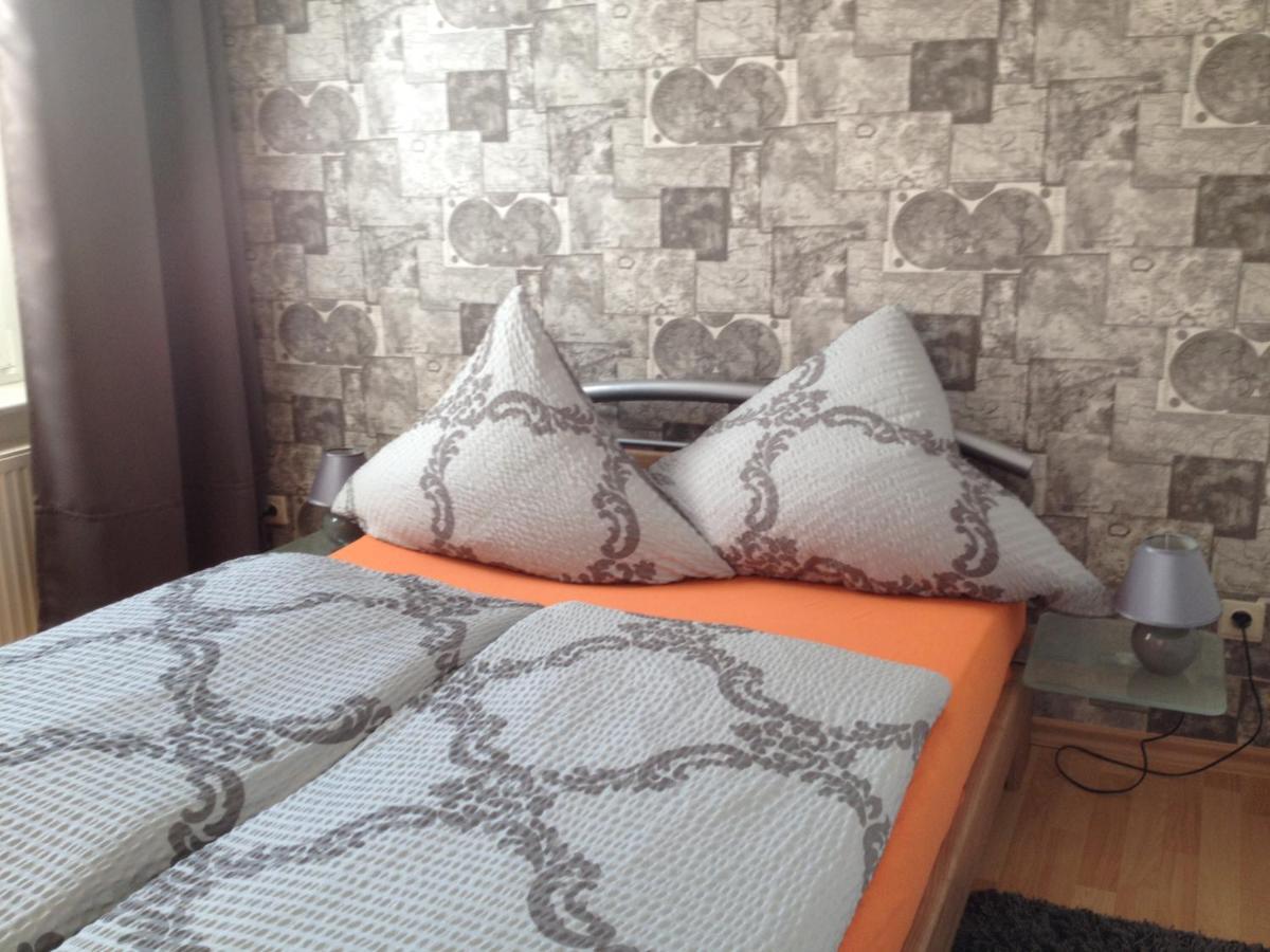 Ferienwohnung Am Schlossparkcenter Schwerin  Dış mekan fotoğraf